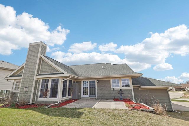 1021 Susan Crest, Black Earth, WI 53515