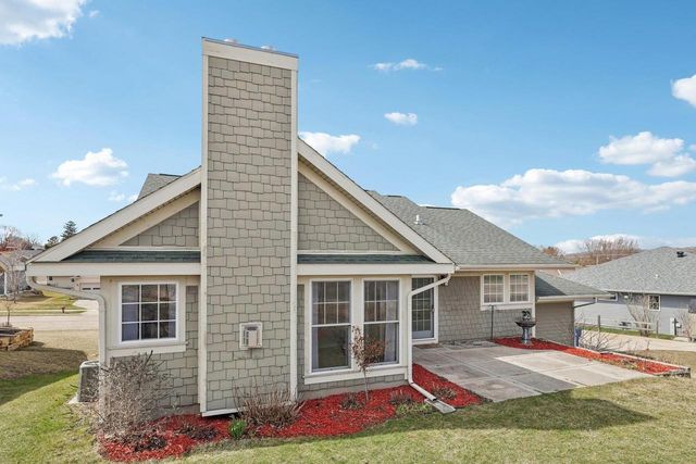 1021 Susan Crest, Black Earth, WI 53515