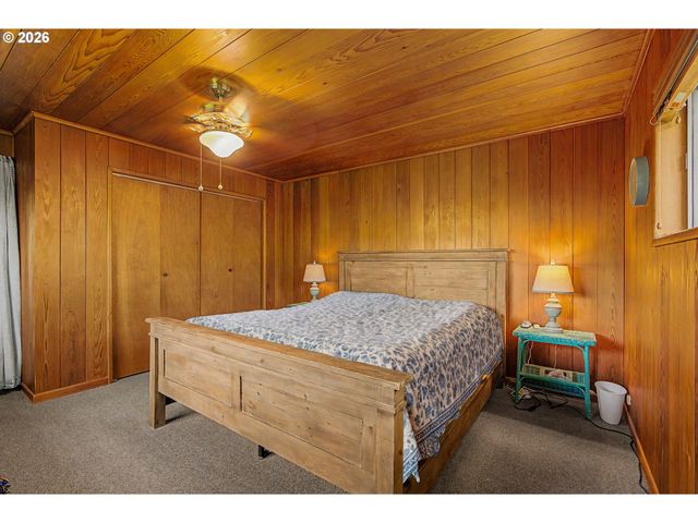 1016 Ne 10TH Ave, Hillsboro, OR 97124