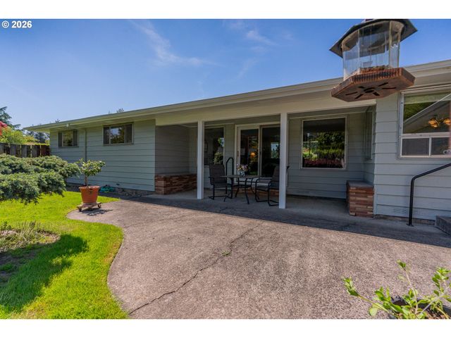 1016 Ne 10TH Ave, Hillsboro, OR 97124