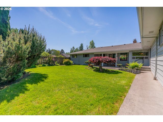 1016 Ne 10TH Ave, Hillsboro, OR 97124