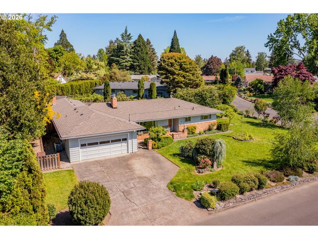1016 Ne 10TH Ave, Hillsboro, OR 97124