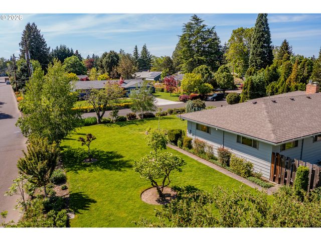 1016 Ne 10TH Ave, Hillsboro, OR 97124