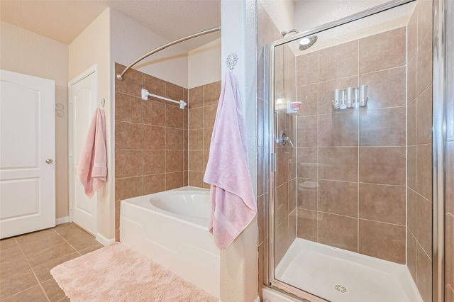 1711 Old Spanish Trail 214, Houston, TX 77054