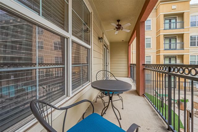 1711 Old Spanish Trail 214, Houston, TX 77054