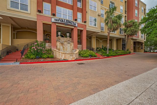 1711 Old Spanish Trail 214, Houston, TX 77054