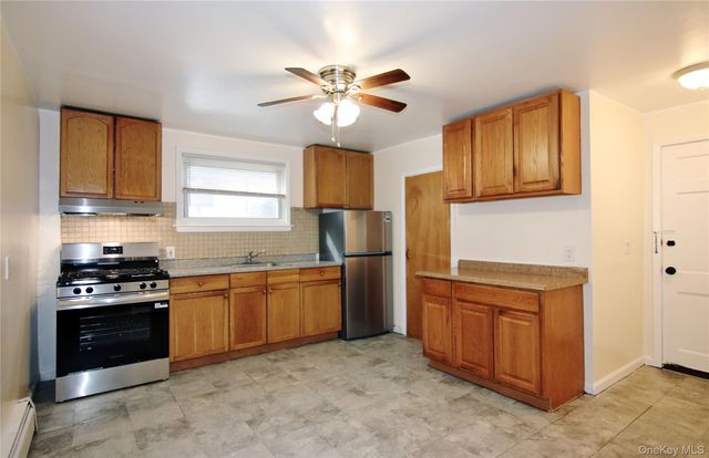 201 Bennett Avenue, Yonkers, NY 10701