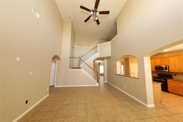 2311 Diamond Springs Drive, Pearland, TX 77584