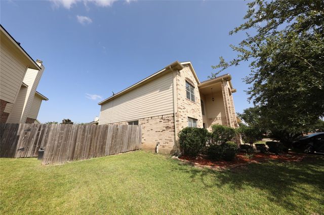 2311 Diamond Springs Drive, Pearland, TX 77584
