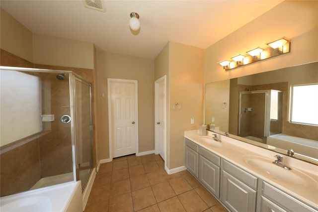 2311 Diamond Springs Drive, Pearland, TX 77584