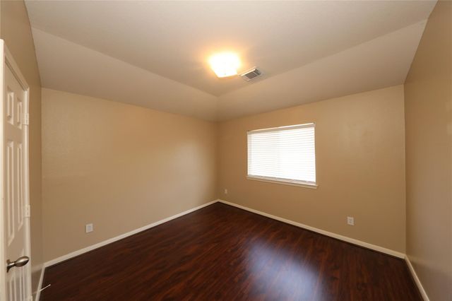2311 Diamond Springs Drive, Pearland, TX 77584
