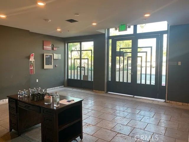11442 Victory Boulevard 303, North Hollywood, CA 91606