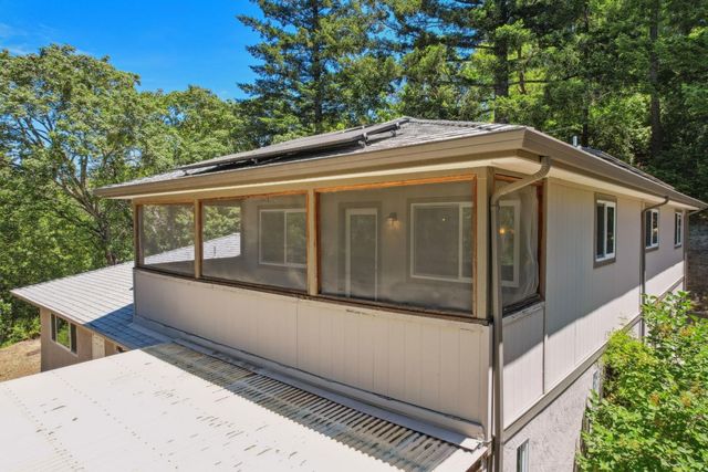 24895 Skyland Road, Los Gatos, CA 95033