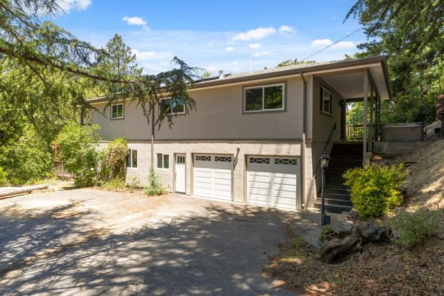 24895 Skyland Road, Los Gatos, CA 95033