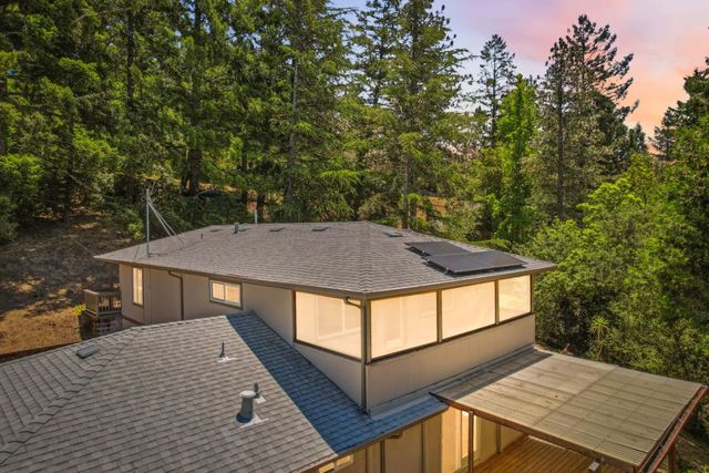 24895 Skyland Road, Los Gatos, CA 95033