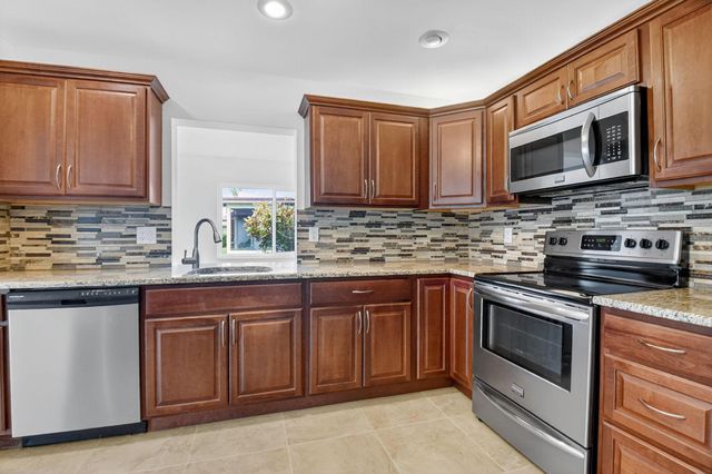 6096 Dusenburg Road, Delray Beach, FL 33484