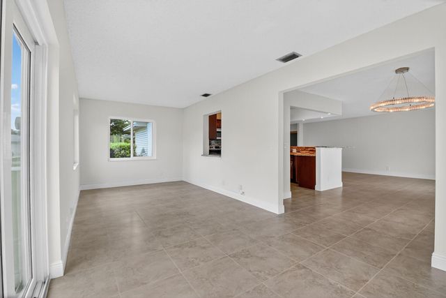 6096 Dusenburg Road, Delray Beach, FL 33484