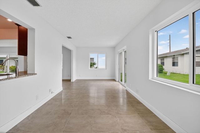 6096 Dusenburg Road, Delray Beach, FL 33484