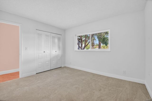6096 Dusenburg Road, Delray Beach, FL 33484