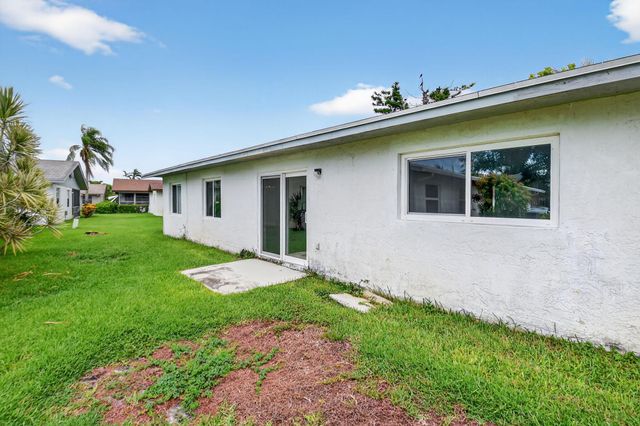 6096 Dusenburg Road, Delray Beach, FL 33484