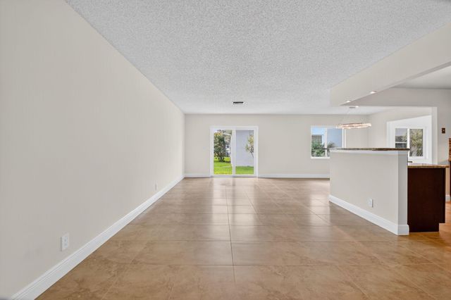 6096 Dusenburg Road, Delray Beach, FL 33484
