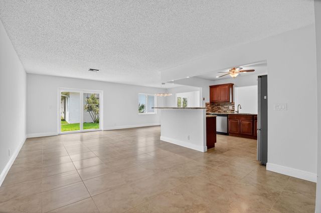 6096 Dusenburg Road, Delray Beach, FL 33484