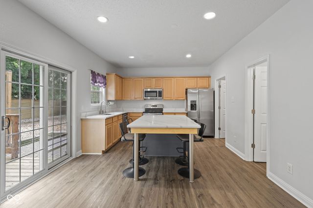 5719 Apple Branch Court, Indianapolis, IN 46237