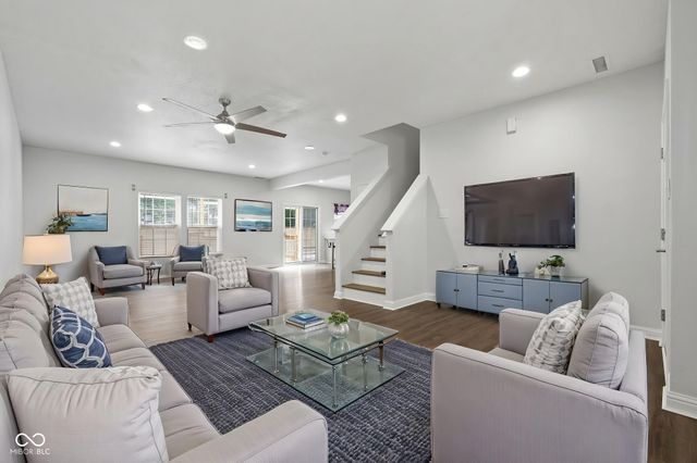 5719 Apple Branch Court, Indianapolis, IN 46237