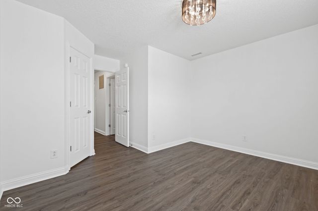 5719 Apple Branch Court, Indianapolis, IN 46237