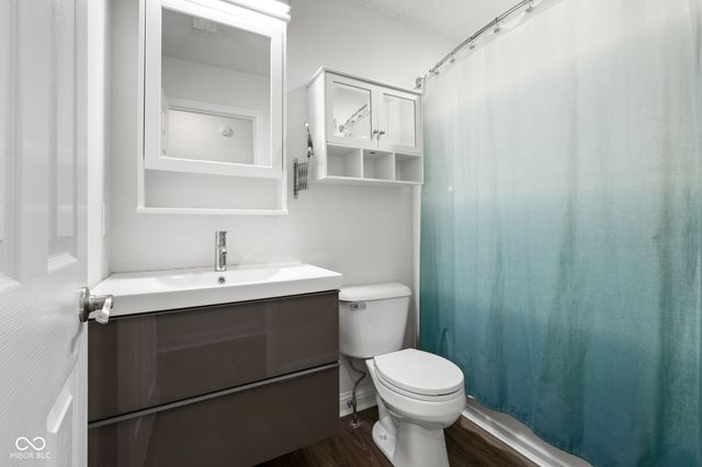 5719 Apple Branch Court, Indianapolis, IN 46237