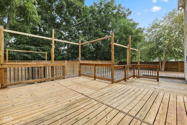 5719 Apple Branch Court, Indianapolis, IN 46237
