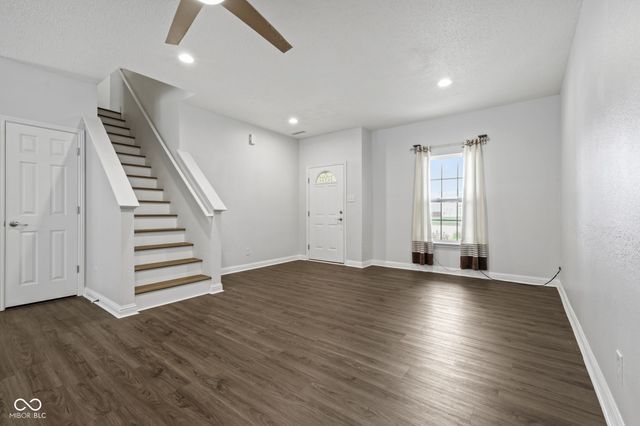 5719 Apple Branch Court, Indianapolis, IN 46237