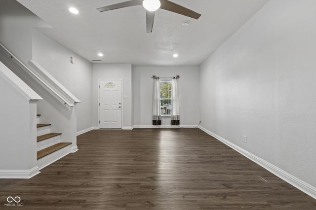 5719 Apple Branch Court, Indianapolis, IN 46237
