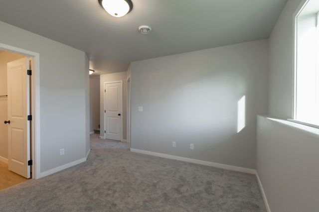 6208 86th Avenue S, Horace, ND 58047