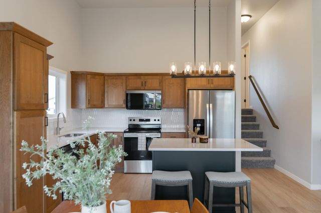 6208 86th Avenue S, Horace, ND 58047