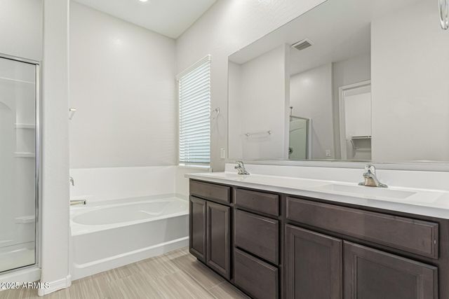 10877 W MARSHALL Avenue, Phoenix, AZ 85037