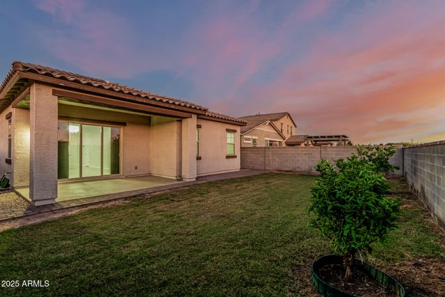 10877 W MARSHALL Avenue, Phoenix, AZ 85037