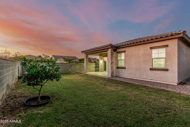 10877 W MARSHALL Avenue, Phoenix, AZ 85037