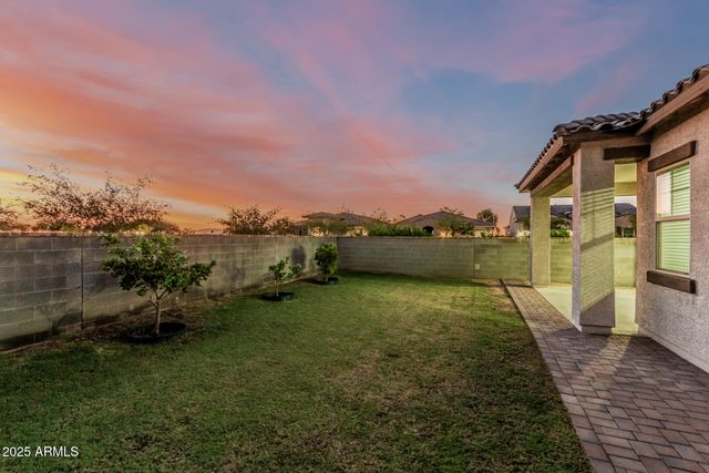 10877 W MARSHALL Avenue, Phoenix, AZ 85037