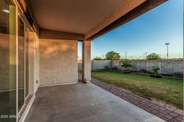 10877 W MARSHALL Avenue, Phoenix, AZ 85037
