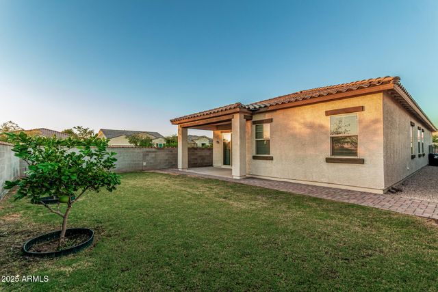 10877 W MARSHALL Avenue, Phoenix, AZ 85037