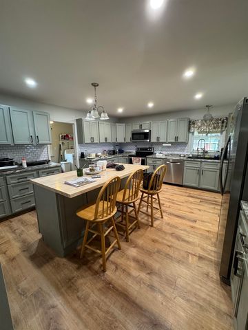 416 River Street, Fair Haven, VT 05743