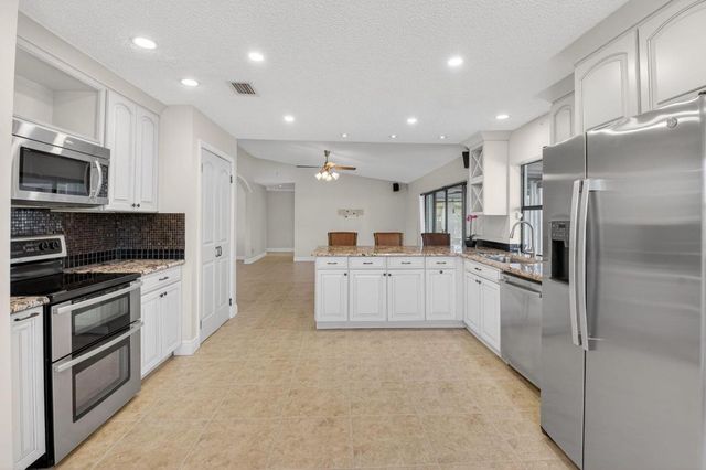 21911 Satinwood Drive, Boca Raton, FL 33428