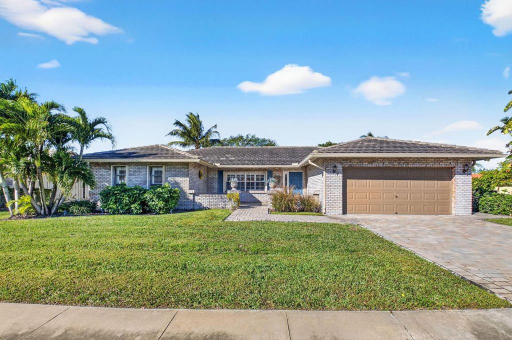21911 Satinwood Drive, Boca Raton, FL 33428