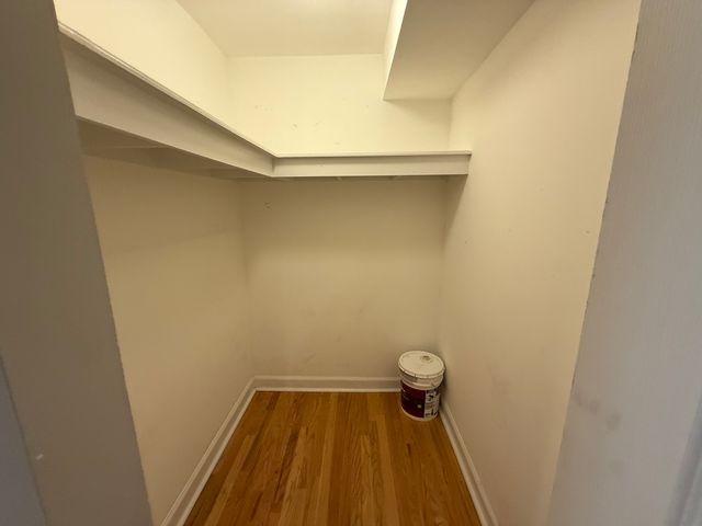 6954 N Greenview Avenue 209, Chicago, IL 60626