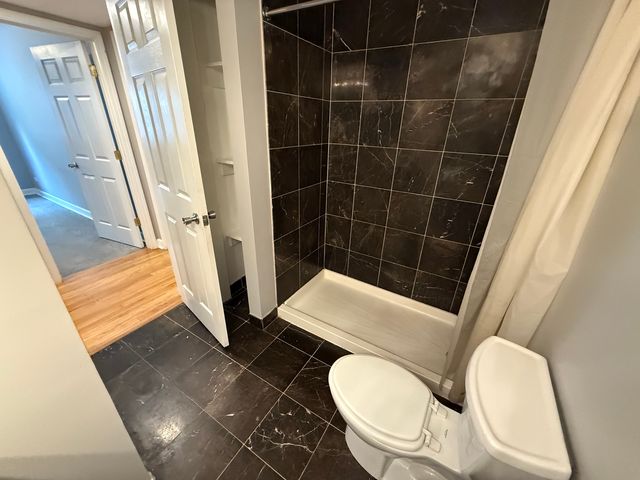 6954 N Greenview Avenue 209, Chicago, IL 60626