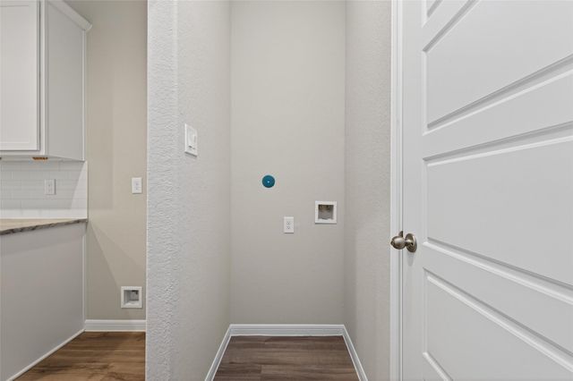 518 Emerald Thicket Lane, Houston, TX 77336
