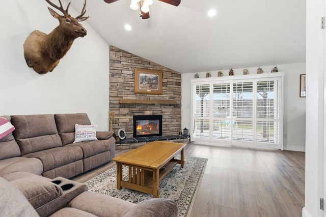 3408 Puma Way, Ceres, CA 95307