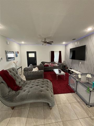 118 POMPEI DRIVE, Kissimmee, FL 34758