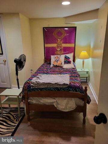 937 N LUZERNE AVE, Baltimore, MD 21205